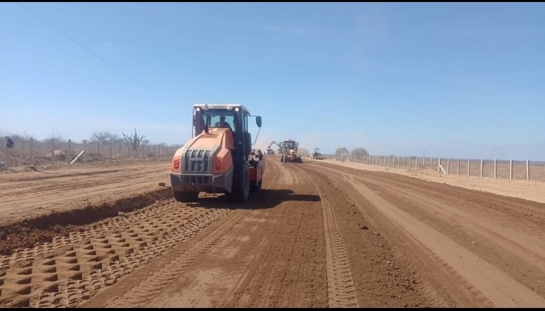 Governo do Estado avança na pavimentação da PB-176 no Cariri paraibano