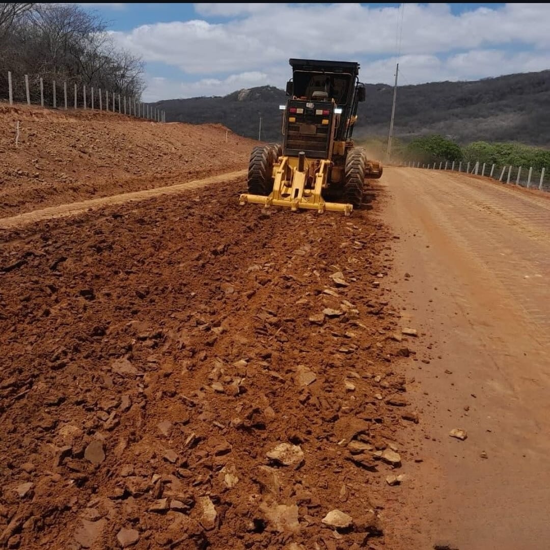 Governo da Paraíba inicia obra de implantação e pavimentação da PB-246, conectando municípios e impulsionando o desenvolvimento regional