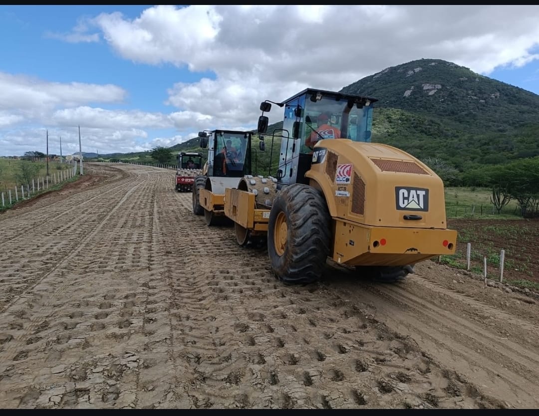 Obras da PB-132 avançam e prometem transformar mobilidade no Cariri paraibano