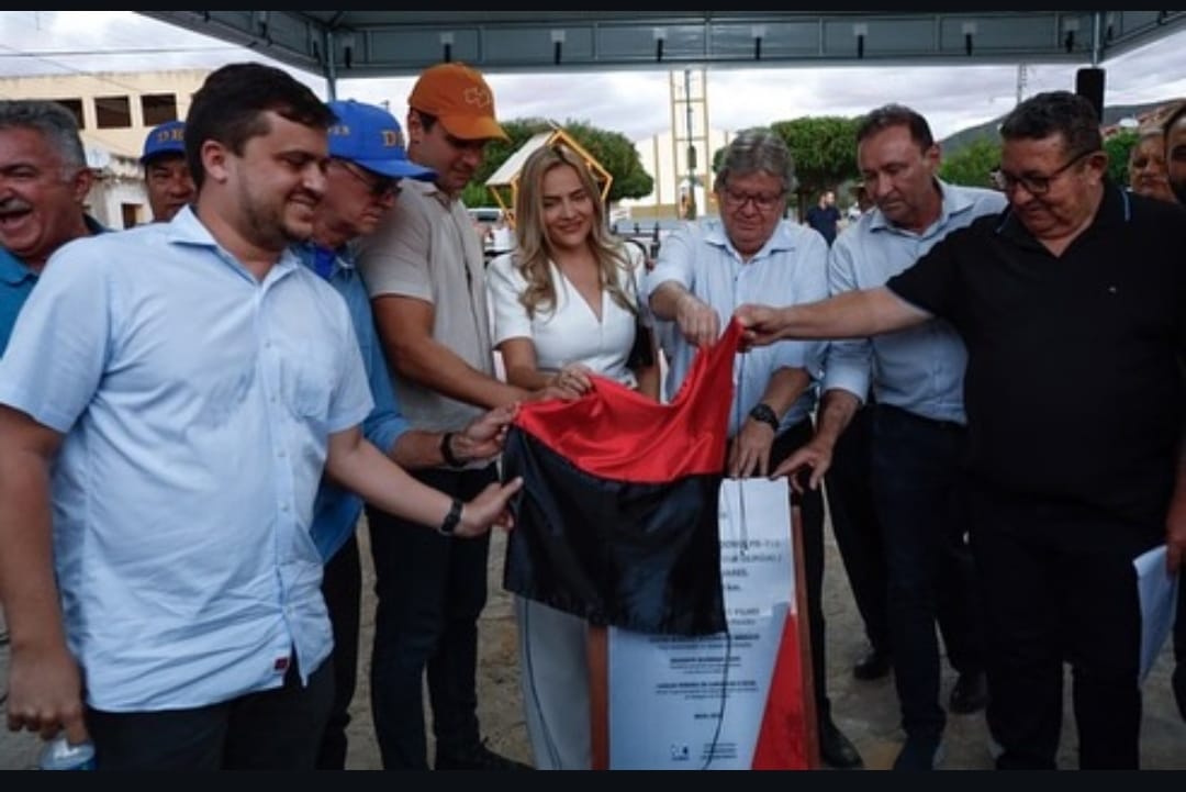 Governador João Azevêdo entrega pavimentação da PB-356, integrando a Serra de Teixeira ao Vale do Piancó