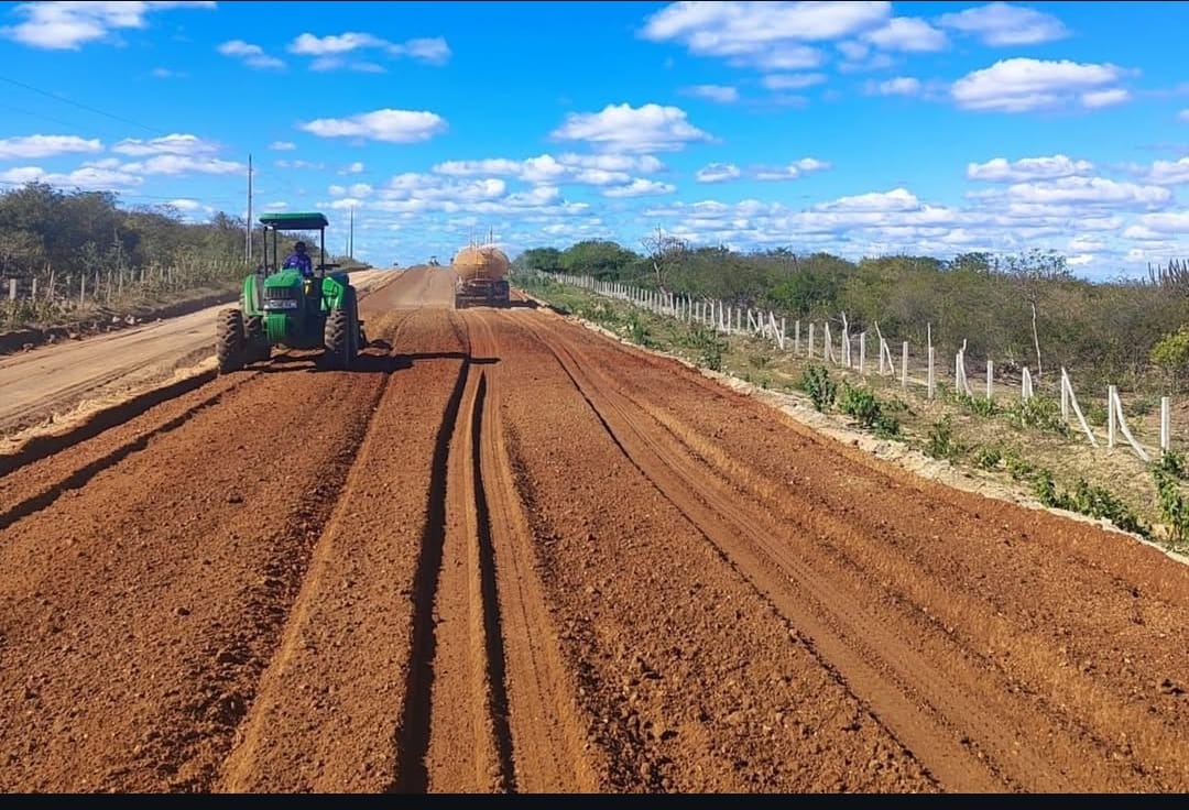 PB-176 avança e vai interligar Soledade a Gurjão com 30 km de pavimentação